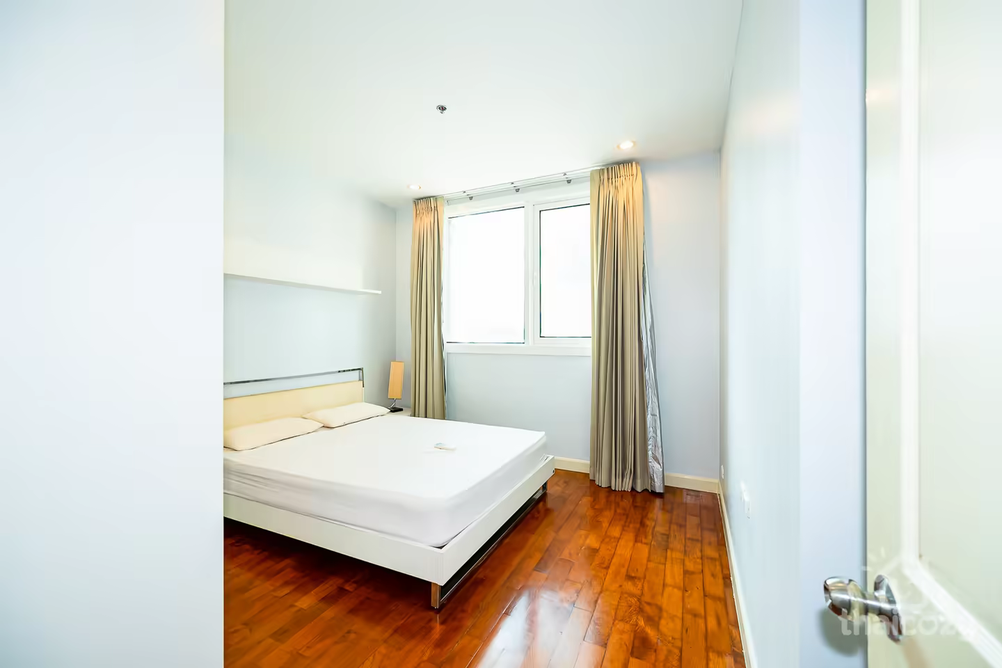 Siri Residence, the stylish condominium near BTS Phrom Phong. photo 2
