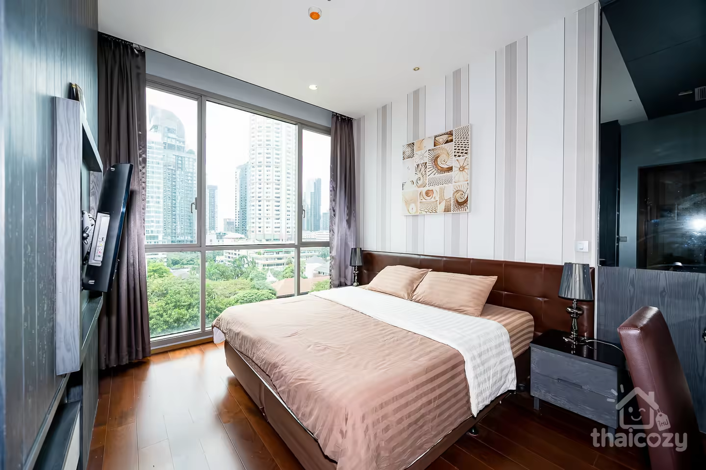 Quattro by Sansiri, The luxury room with East orientation featuring pool and garden views photo 2