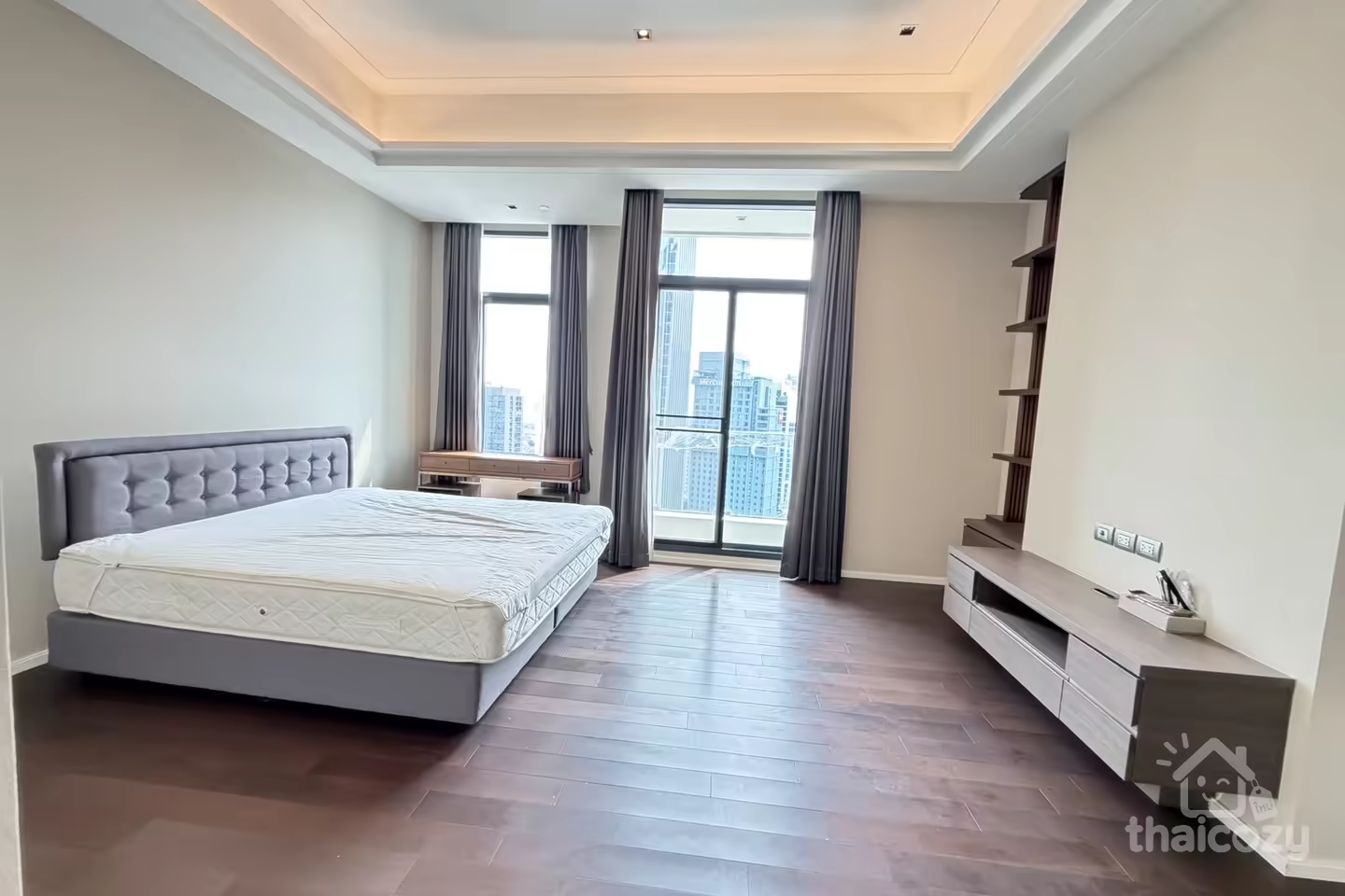 The Diplomat 39 Fully furnished living spaces decorated in modern style in brand new condo of Sukhumvit 39 photo 2