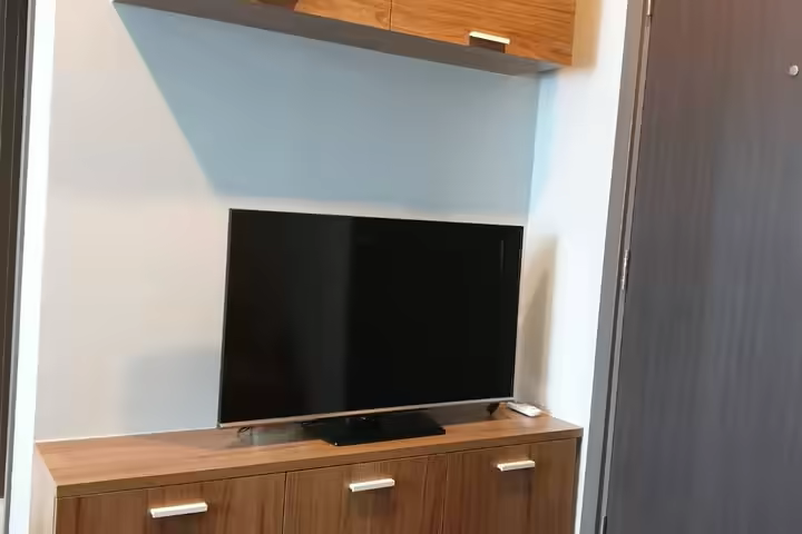 1BR Condo Near BTS On Nut, The Base Park West