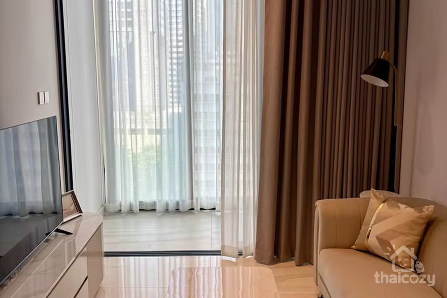 XT Phaya Thai 42 m2 Modern Condo Rent photo 2