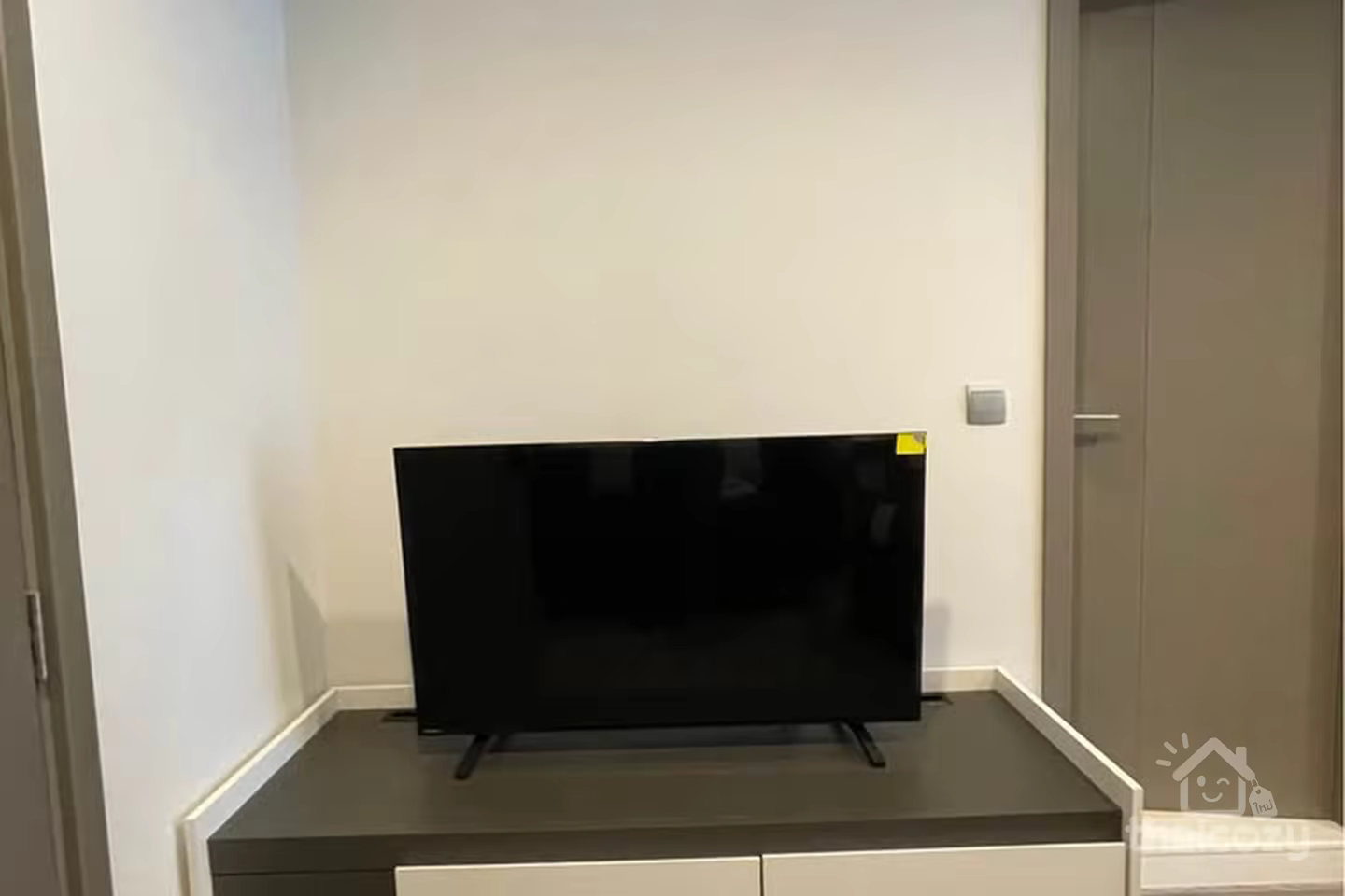 Life Asoke Hype Studio 27 sqm for Rent photo 2