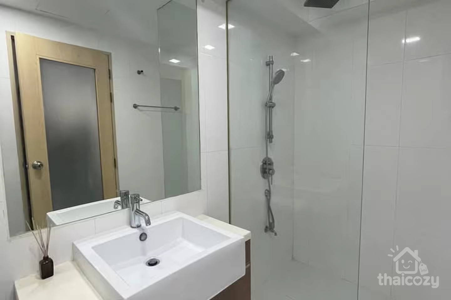 1BR Condo 42 sqm on Floor 21, My Resort photo 2