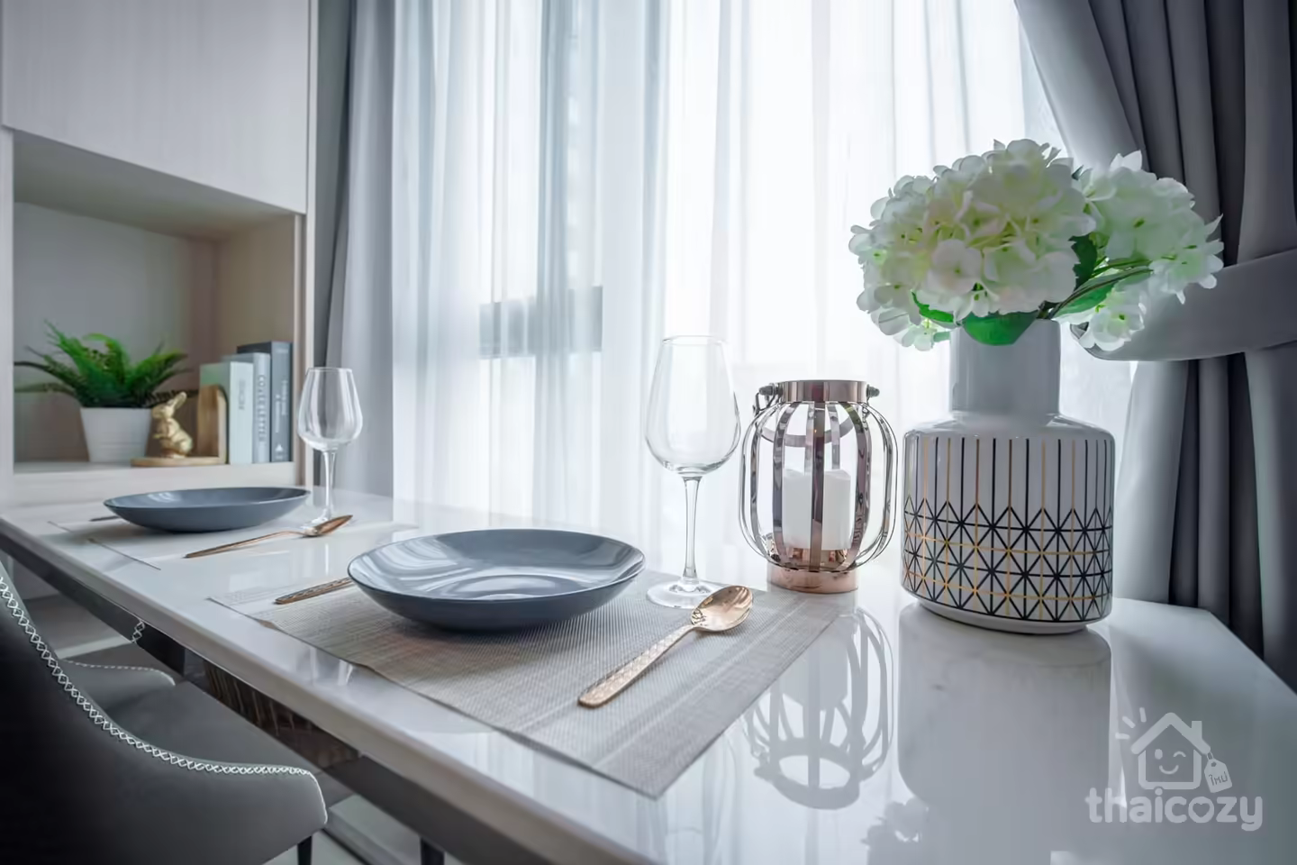 Condo for Rent at Life One Wireless, 17th Floor photo 1