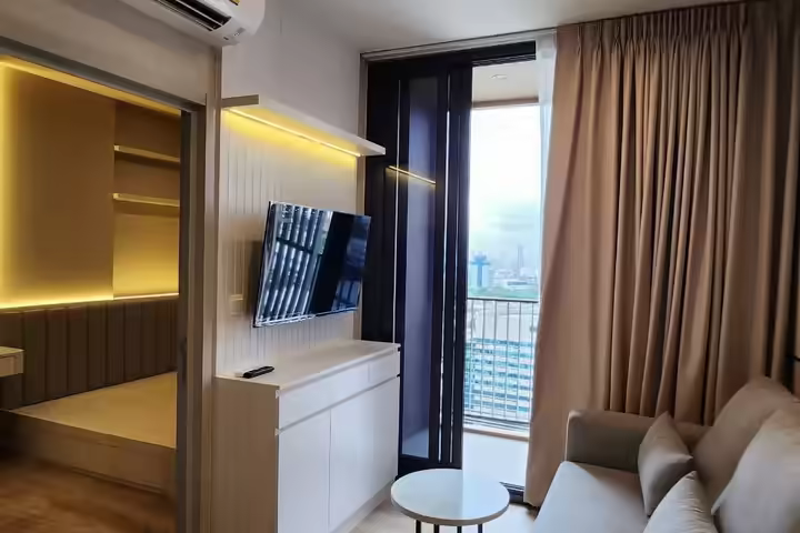 เช่า Oka Haus สุขุมวิท 36 ชั้นสูง วิวแม่น้ํา