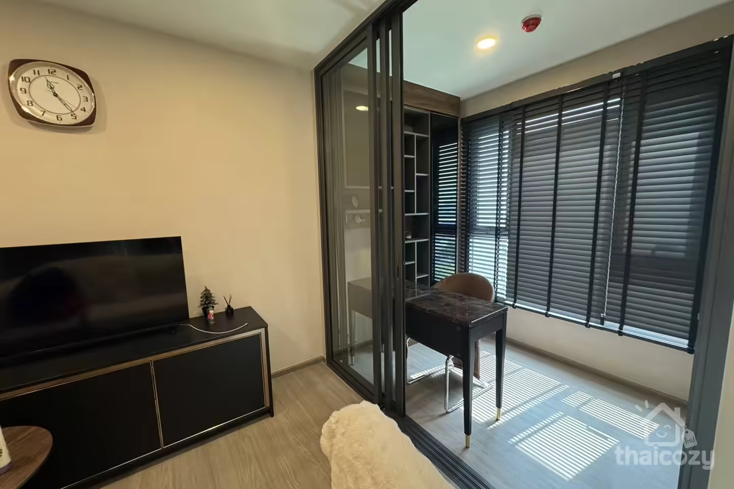 Aspire สุขุมวิท-พระราม 4 คอนโด 1 ห้องนอน ให้เช่า photo 1