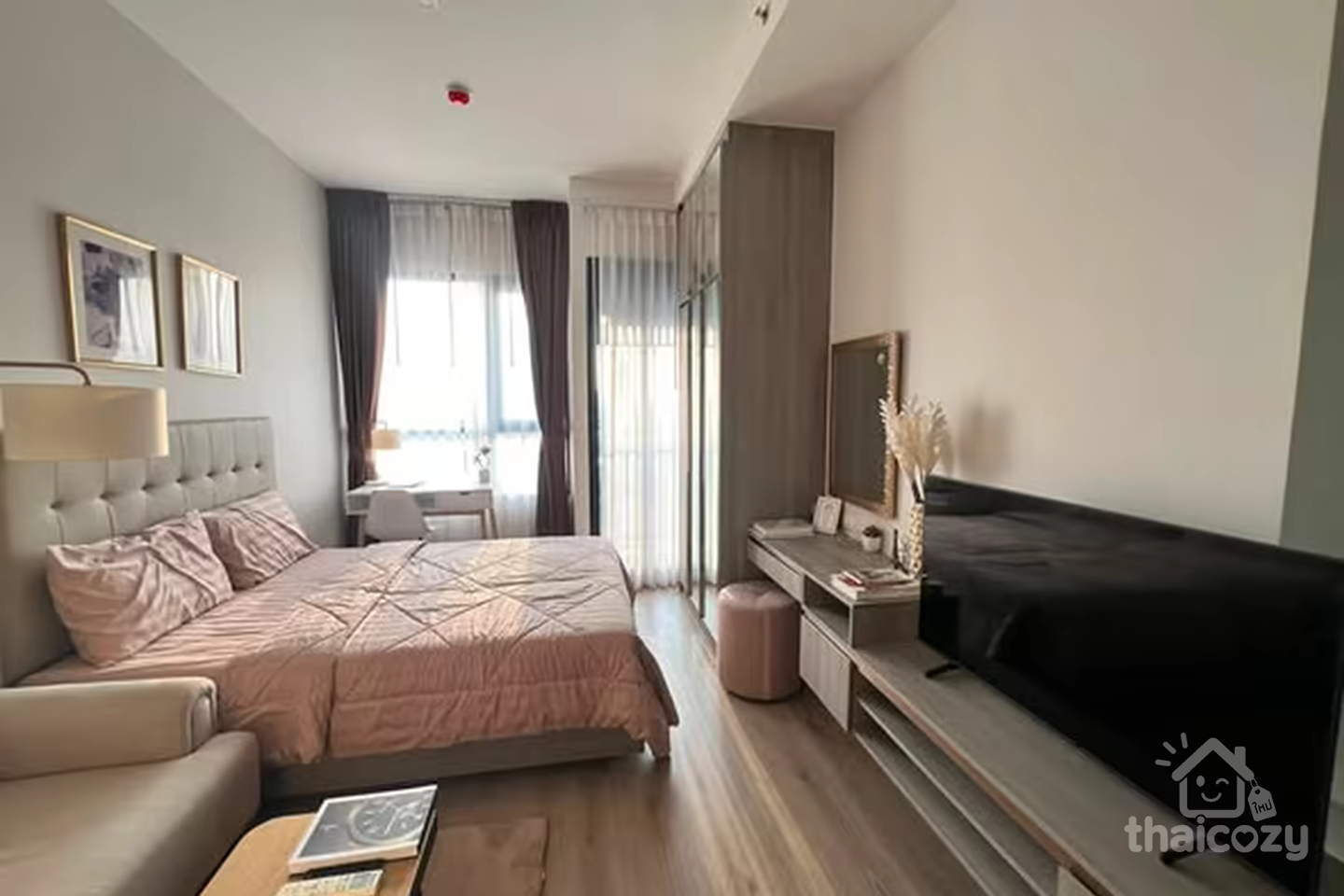 나이트브릿지 프라임 온누트 25층 콘도 photo 1