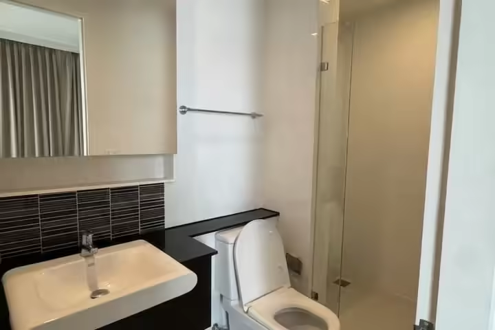 The Coast Bang Na 2BR on Floor 24
