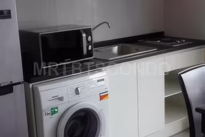 Aspire Rama 9 Condo for Rent near MRT Phra Ram 9, Price 25,000 THB/Month