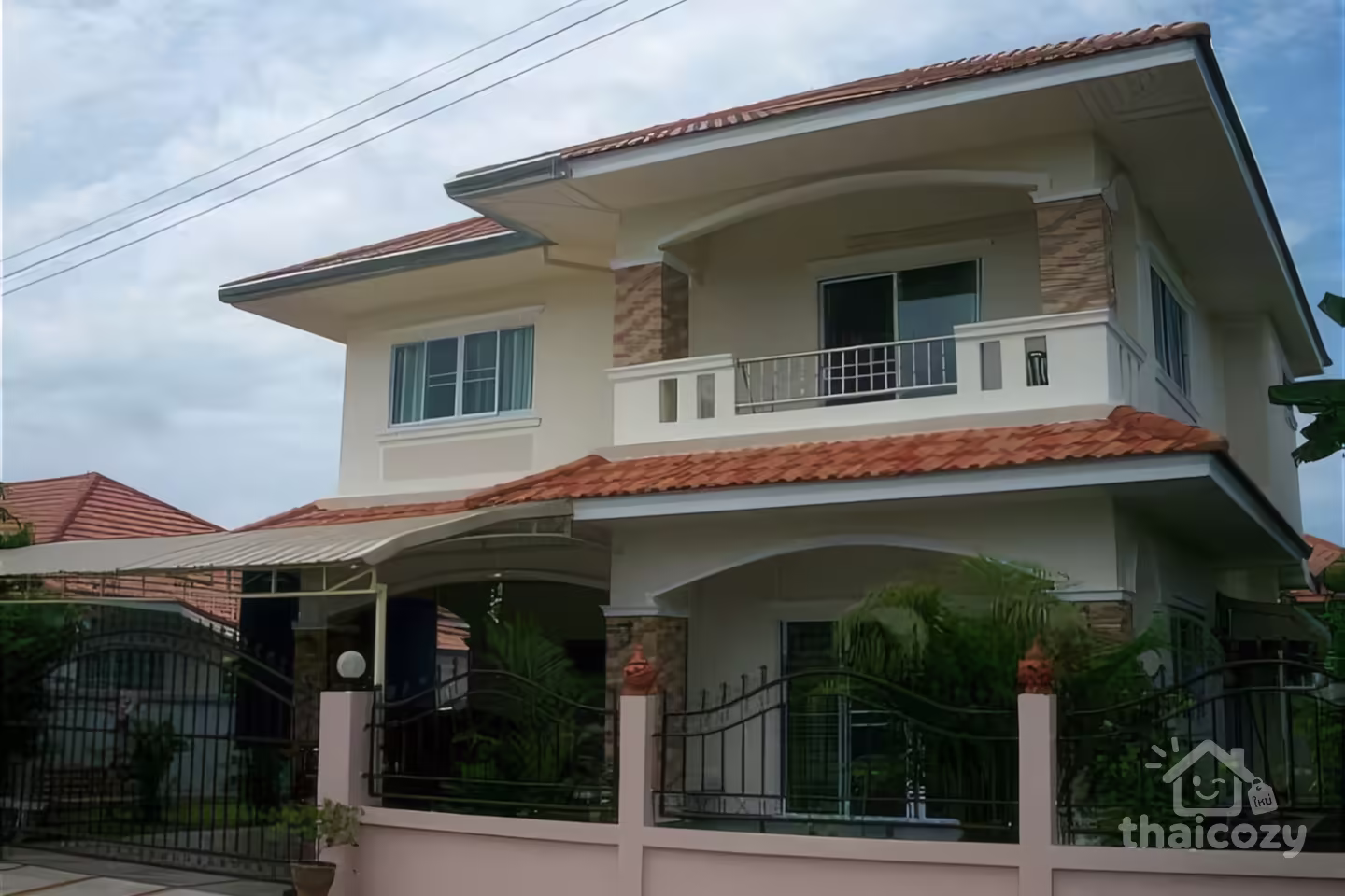 บ้านครอบครัว 3 ห้องนอนในสันกำแพง photo 1