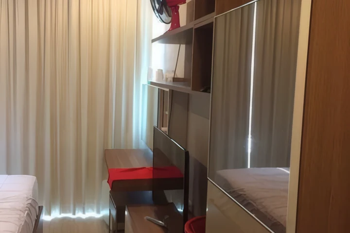 出售：The Room Sukhumvit 21 复式公寓，104平方米