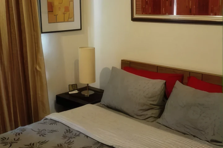 出售：Villa Asoke 82平方米两居室公寓
