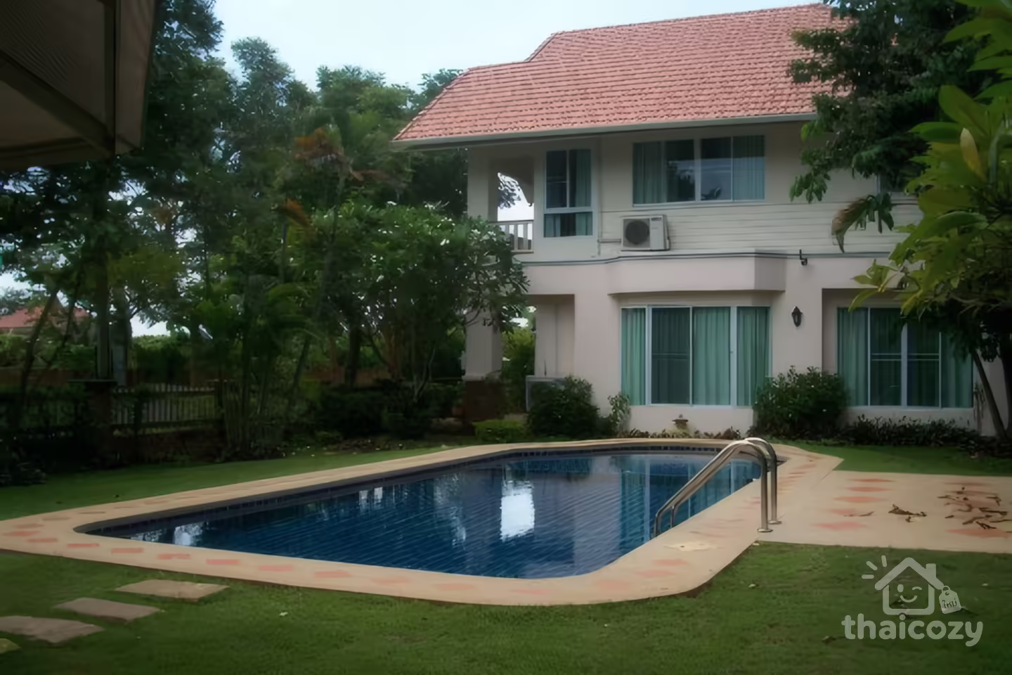 บ้านเดี่ยวหรู 4 ห้องนอน พร้อมสระว่ายน้ำ ให้เช่า photo 2
