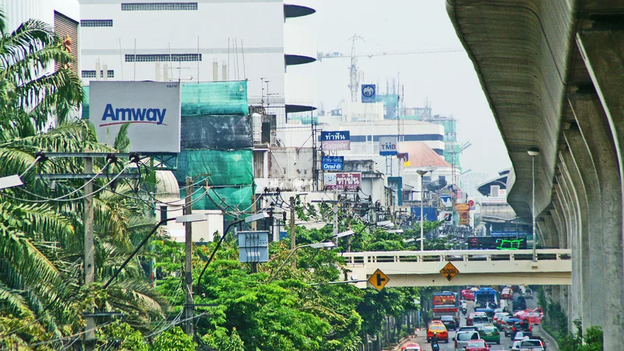 Vue depuis la station BTS On Nut à Bangkok