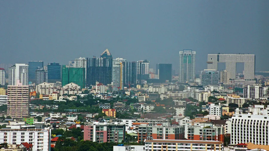 Skyline de Bangkok vu depuis Ratchada