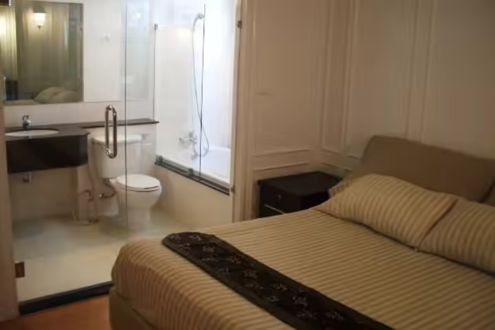 2 Bedroom Apartment with Large Balcony in Asoke