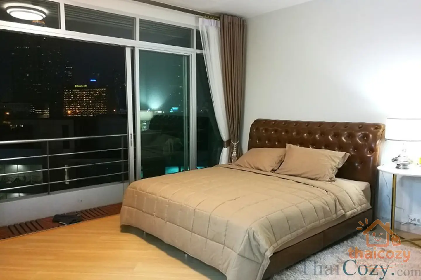 Fully Furnished 2-Bedroom Riverfront photo 1