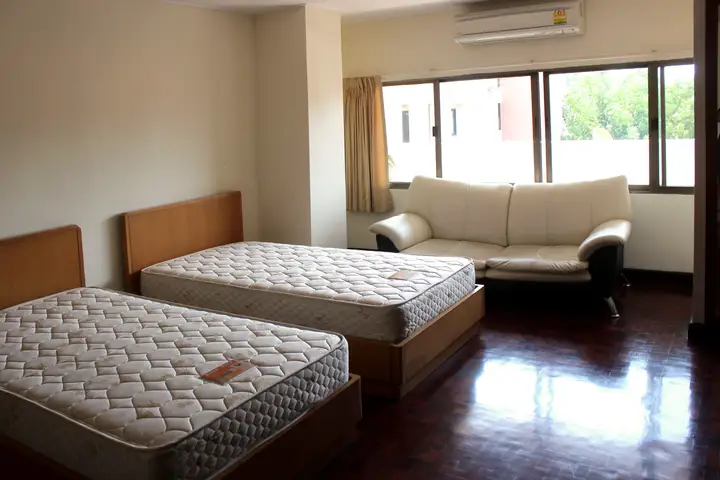 ให้เช่าอพาร์ทเมนต์ 2 ห้องนอน นานา กรุงเทพฯ