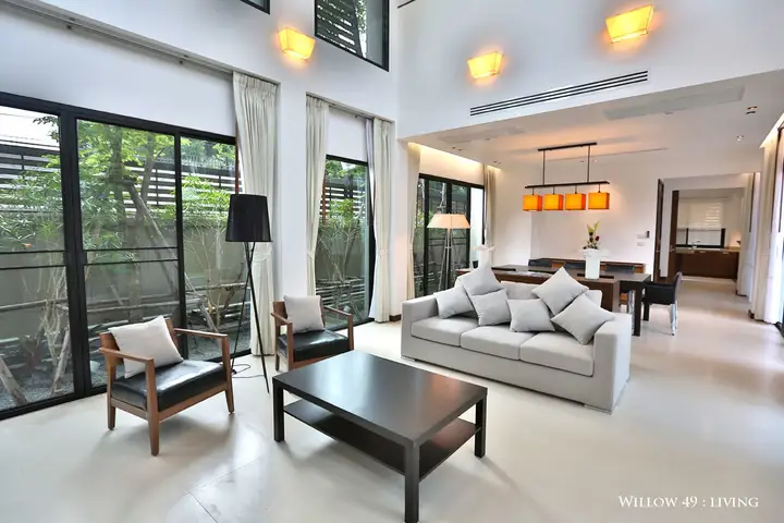 บ้านหรู 3 ห้องนอนพร้อมสระว่ายน้ำส่วนตัวให้เช่าในกรุงเทพฯ