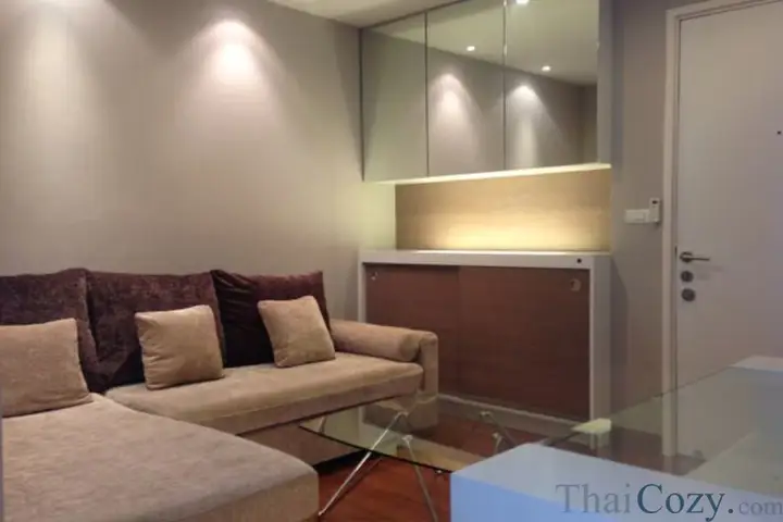 คอนโด 1 ห้องนอน ใหม่ปรับปรุง ไดมอนด์ รัชดา